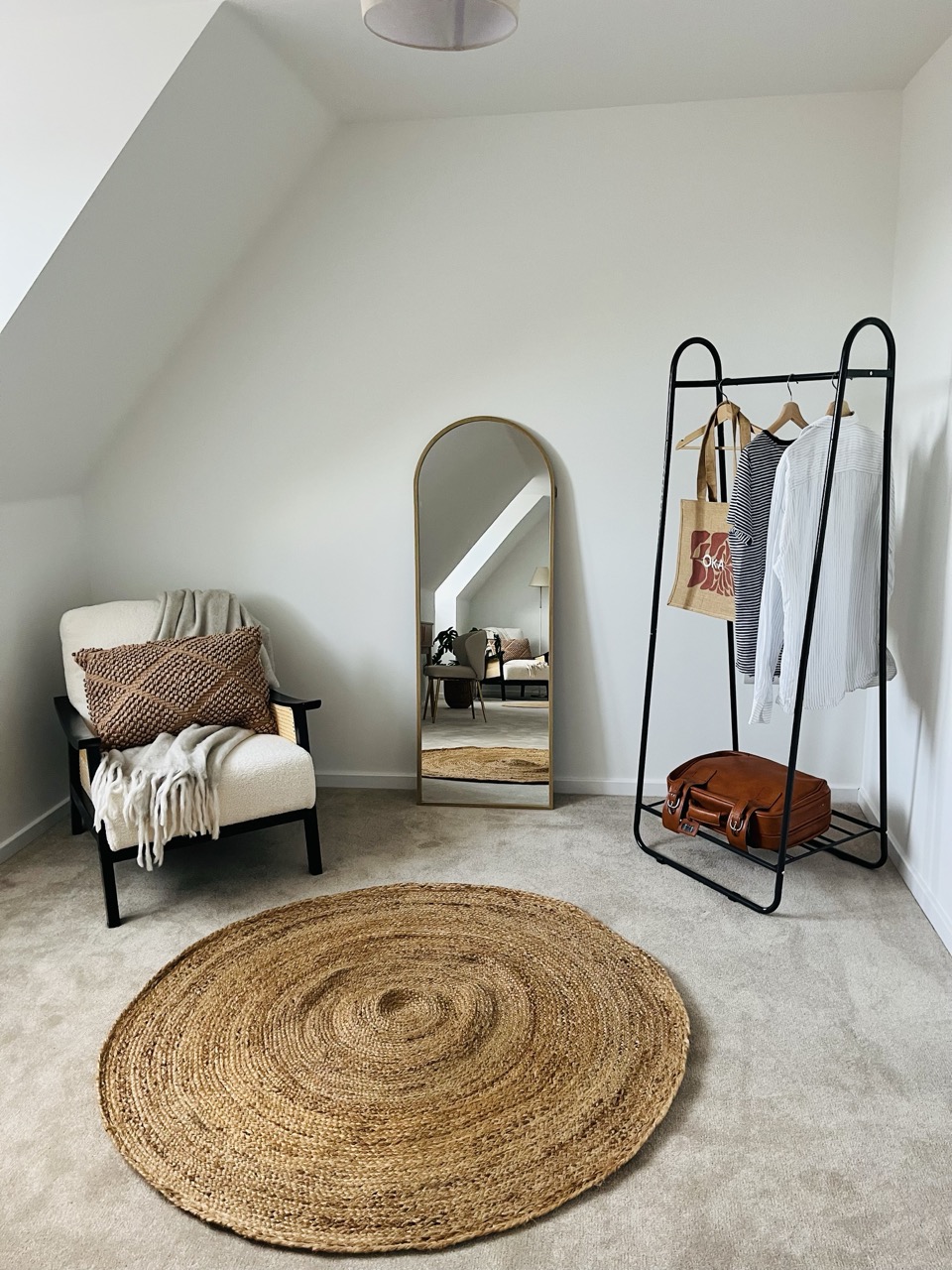 Sea Glass Home Designs — staging and styling